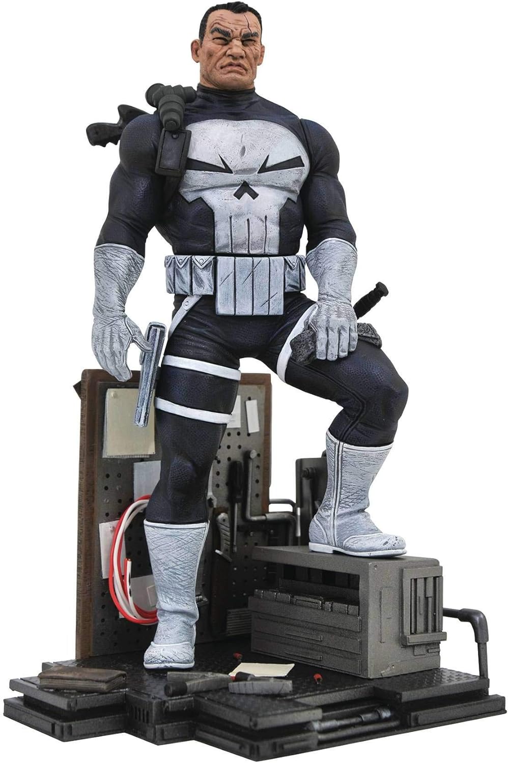 The Punisher store & Daredevil Season 2 Statues Gallery Diamond Select