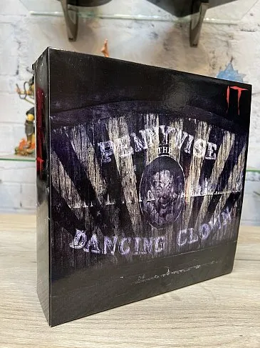Фигурка Пеннивайза — Neca It 2017 Ultimate Pennywise Dancing Clown BD