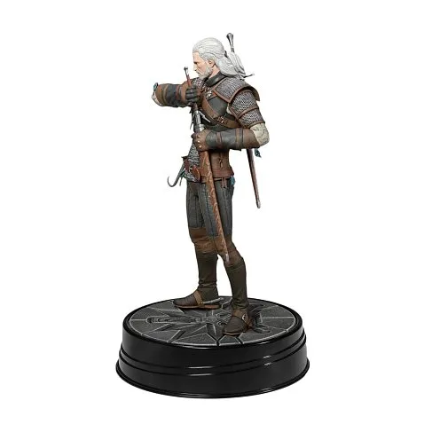 Фигурка Геральта — Dark Horse Witcher 3 Geralt Heart of Stone