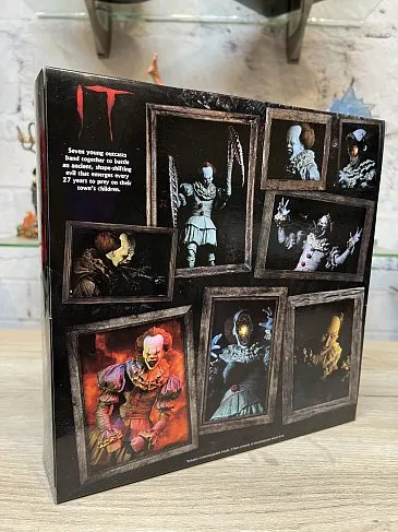 Фигурка Пеннивайза — Neca It 2017 Ultimate Pennywise Dancing Clown BD
