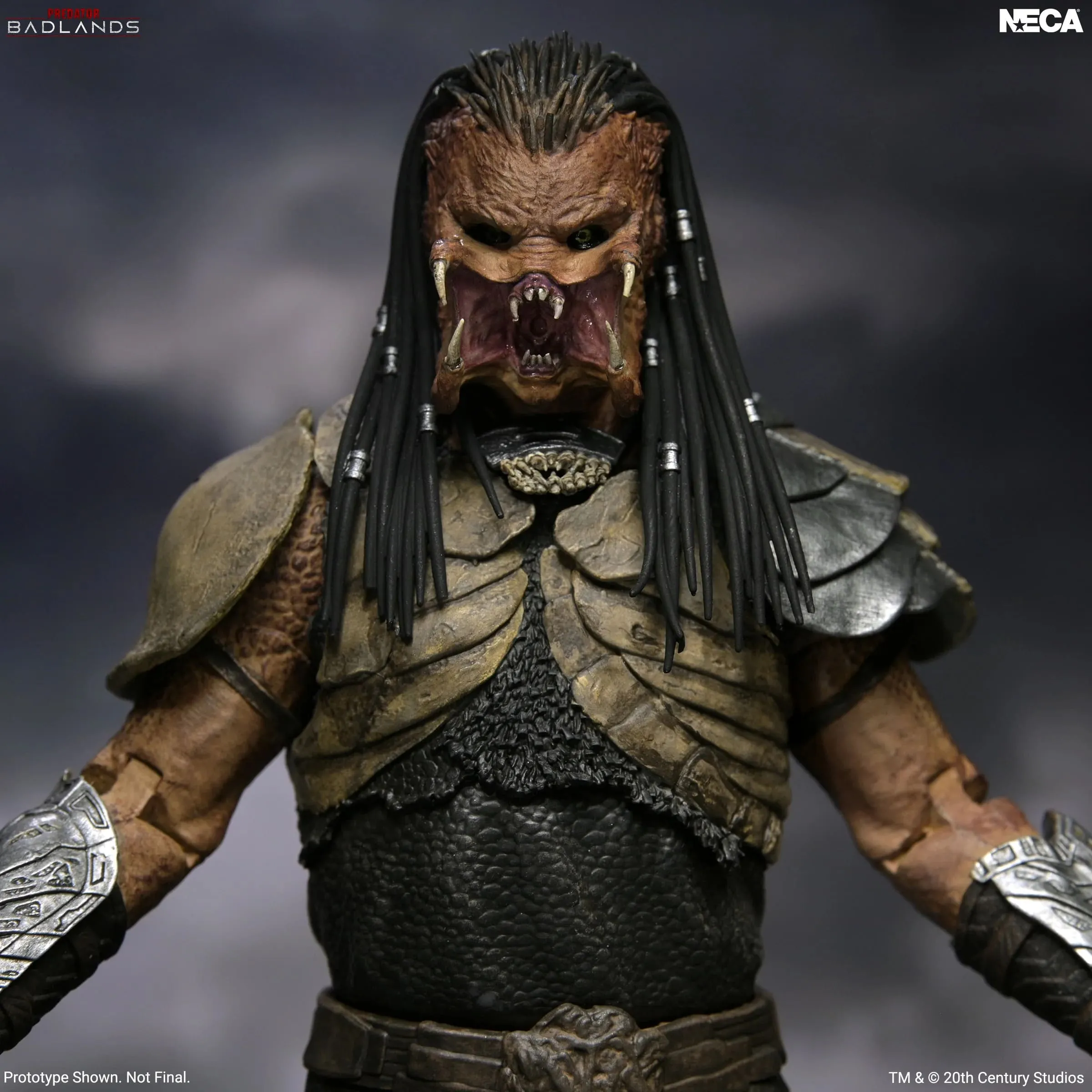 Фигурка Ultimate Kwei Predator — Neca Predator Badlands Figure