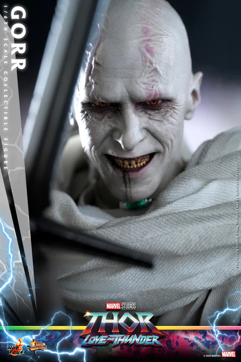Фигурка Тор — Hot Toys MMS676 Thor Love and Thunder Gorr 1/6