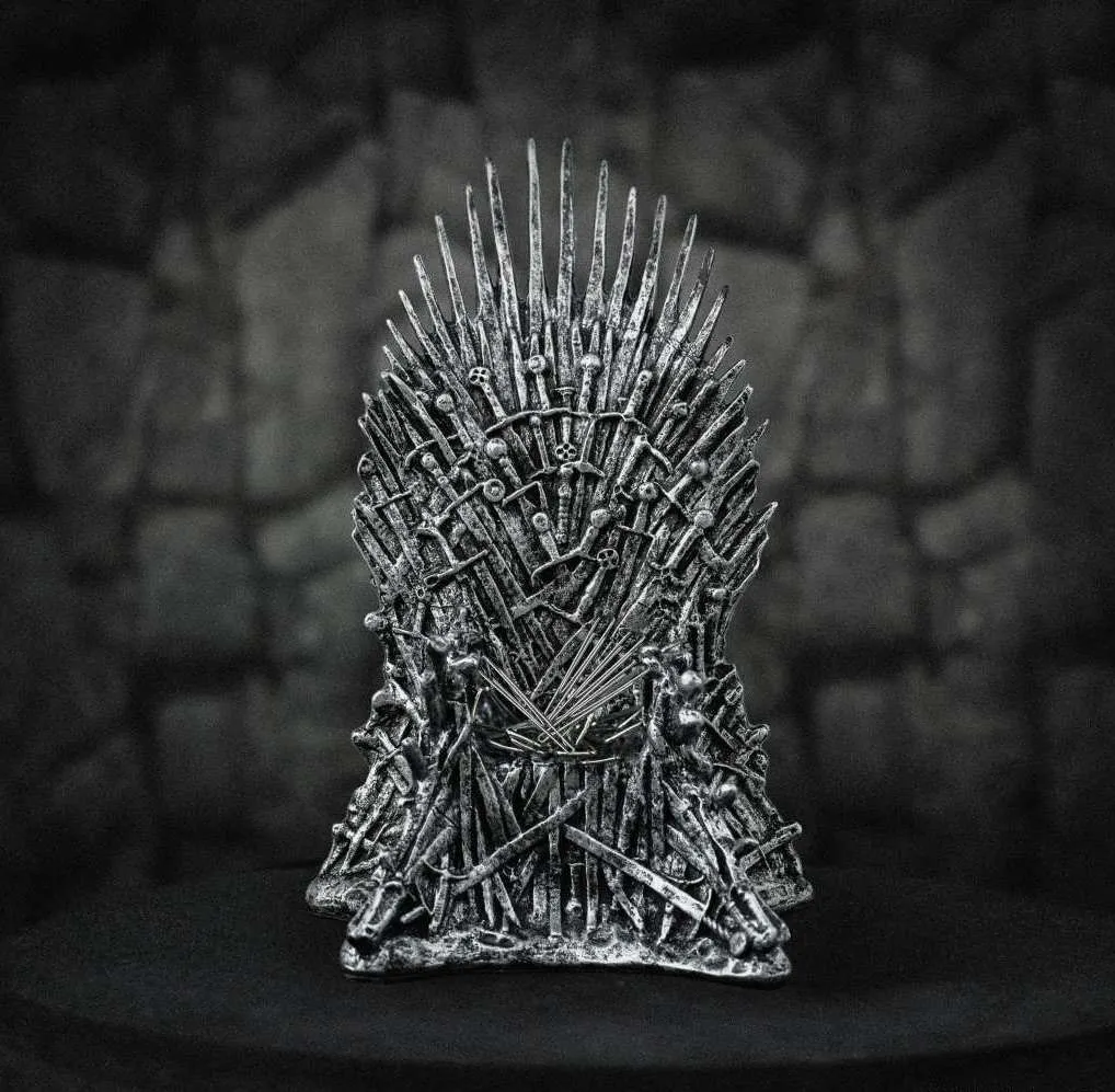 Модель Железный трон — Cinereplicas Game of Thrones Iron Throne Magnetic Stand