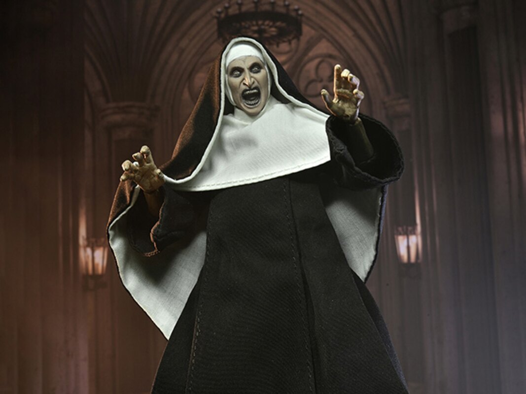 Neca The Nun Valak Ultimate Figure