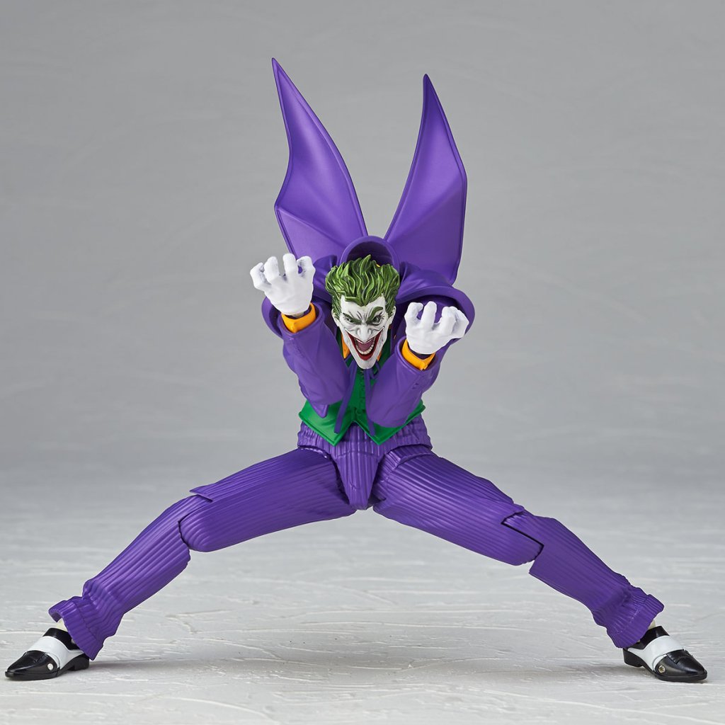 Revoltech-Joker-Figure-003.jpg