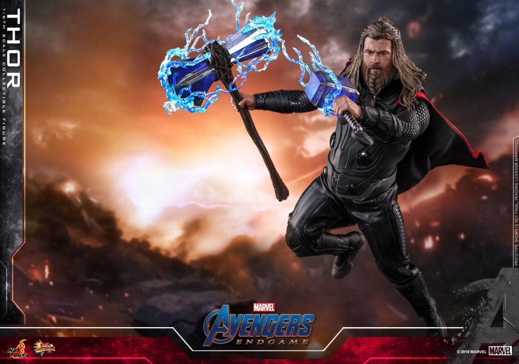 Фигурка Тор — Hot Toys Avengers Endgame MMS557 Thor (11).jpg