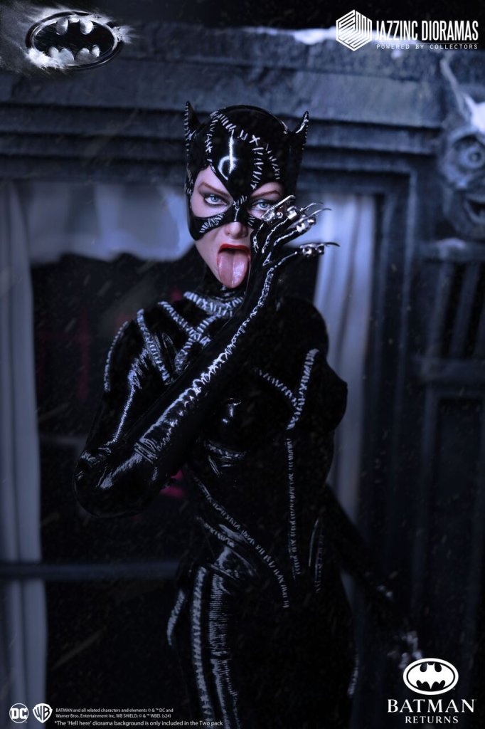 купить Фигурка Jazzinc 1:6 Scale Batman Returns - Catwoman Figure2.jpg