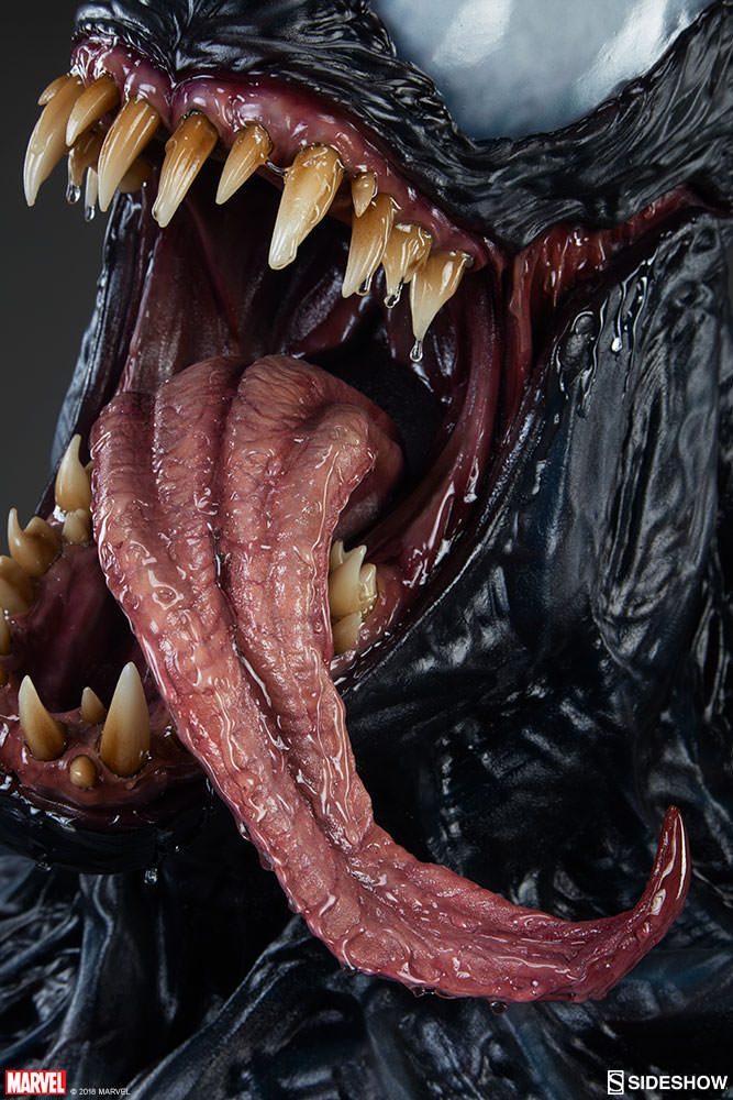 Sideshow-Venom-Bust-015.jpg
