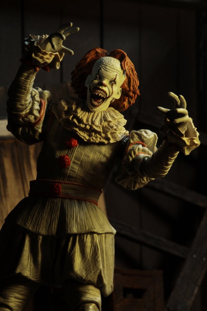 NECA-Well-House-Pennywise-004.jpg