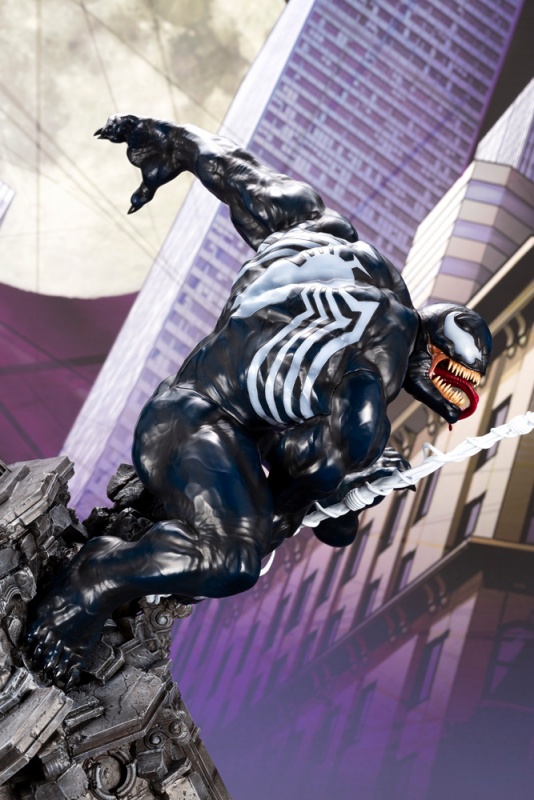 Koto-Venom-Statue-005.jpg
