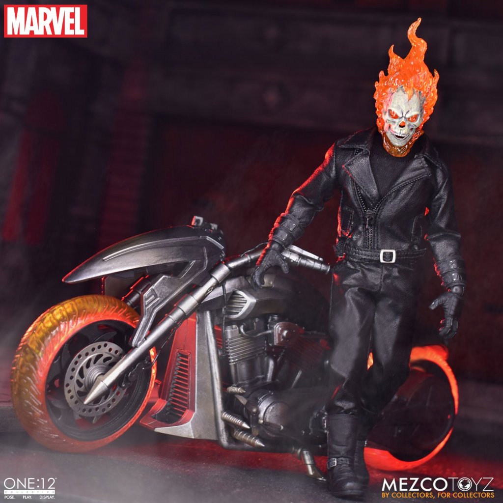 Фигурка Ghost Rider and Hell Cycle — Mezco One 12 Collective (1).jpg