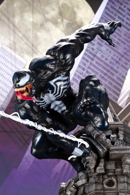 Koto-Venom-Statue-003.jpg