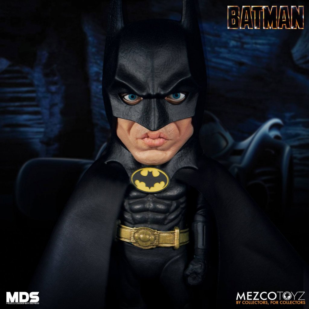 Фигурка Бэтмен — Mezco Batman MDS Deluxe 1989 3.jpg