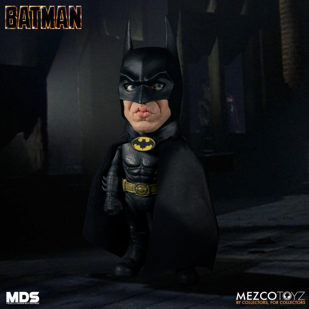 Фигурка Бэтмен — Mezco Batman MDS Deluxe 1989 6.jpg