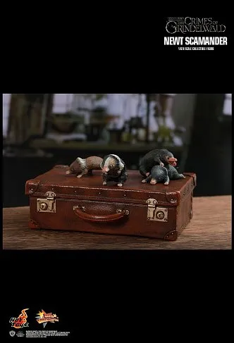 Фигурка Ньюта Саламандера — Hot Toys MMS512 Fantastic Beast 1/6 Newt Scamander