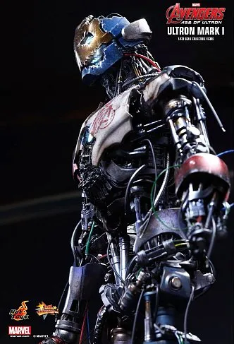 Фигурка Альтрона — Hot Toys Avengers Age of Ultron 1/6 Ultron Mark I