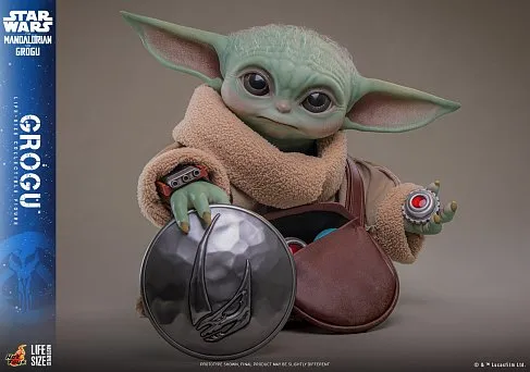 Фигурка Грогу 38 см — Hot Toys LMS016: The Mandalorian and Grogu 1/1