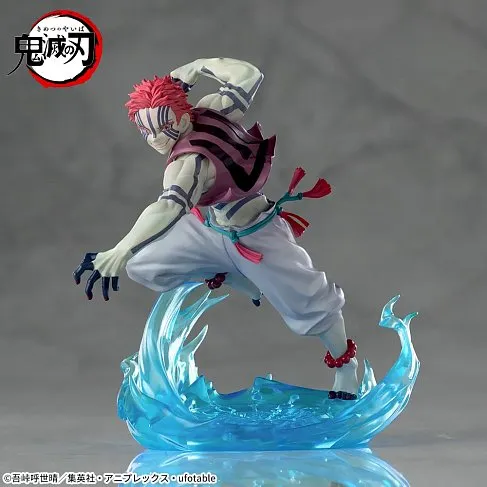 Фигурка Demon Slayer Akaza — SEGA Xross Link Figure