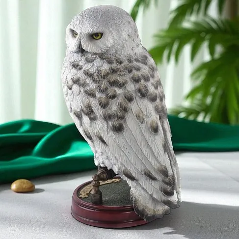 Фигурка Букли — Noble Collection Harry Potter Magical Creatures Hedwig 24 cm