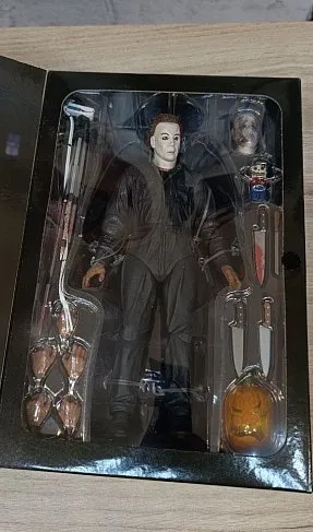 Фигурка Майкл Майерс — Neca Halloween Resurrection Michael Myers Ultimate BD