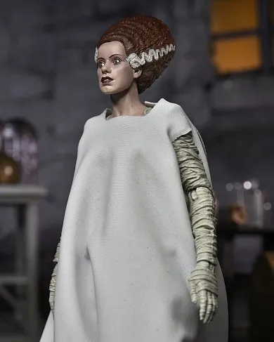 Фигурка Bride of Frankenstein — Neca Universal Monsters Ultimate Color