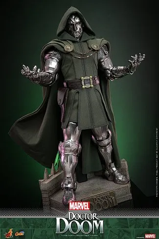 Фигурка Doctor Doom — Hot Toys CMS022 Marvel Comics 1/6