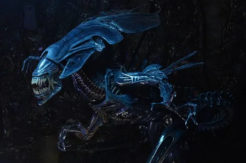 Фигурка Королева Чужих — Neca Aliens Xenomorph Queen Ultra Deluxe Boxed Figure