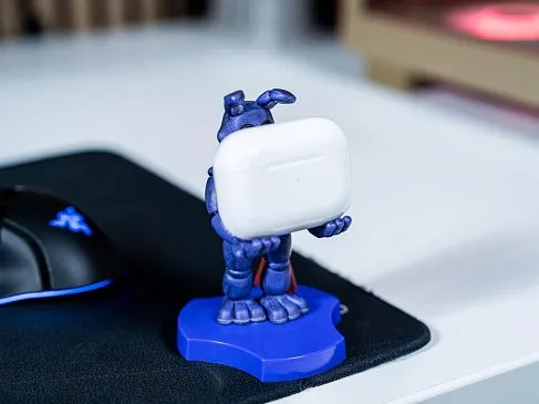 Фигурка-подставка ФНАФ — Mini Cable Guy Bonnie Five Nights at Freddys Exquisite Gaming
