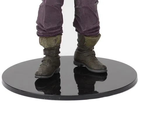 Подставка для фигурок от Neca (черная)