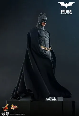 Фигурка Batman Exclusive — Hot Toys MMS595 Batman Begins 1/6