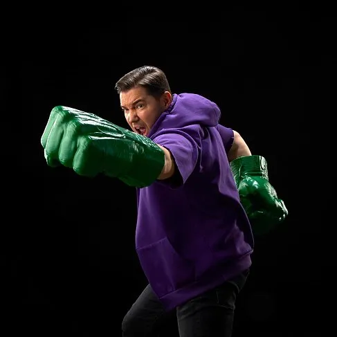 Кулаки Халка — Hasbro Marvel Legends Incredible Hulk Electronic Fists