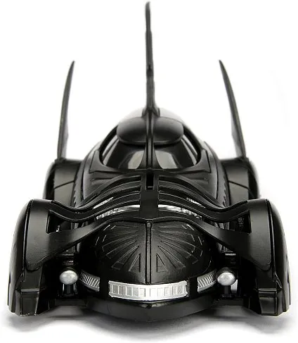 Модель Бэтмобиля — Batman Forever Diecast Model 1/24 Batmobile w figure