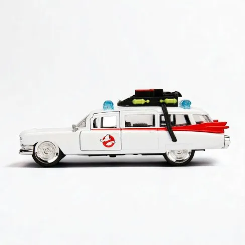 Модель Ecto-1 — Ghostbusters Diecast Model 1/32 1959 Cadillac