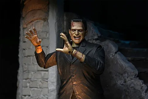 Фигурка Frankenstein Monster — Neca Universal Monsters Ultimate Color