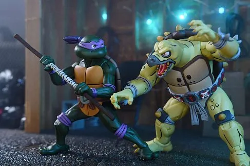 Фигурка Donatello VHS — Neca Teenage Mutant Ninja Turtles Cartoon Ultimate