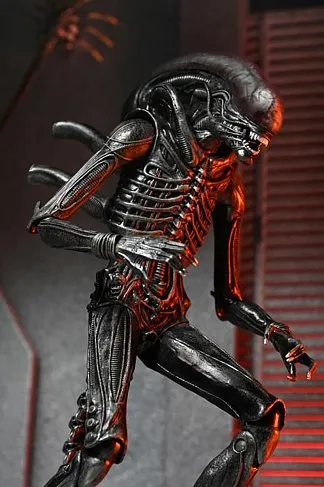 Фигурка Alien Romulus Xenomorph XX121 — Neca Ultimate Figure