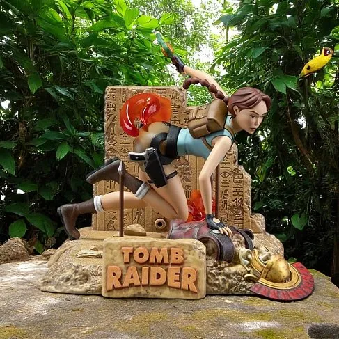 Фигурка Tomb Rider Lara Croft Classic Era — Dark Horse PVC Statue