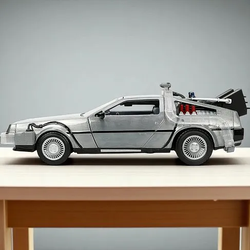 Модель ДеЛориан — Back to the Future Die-Cast Time Machine 1/24