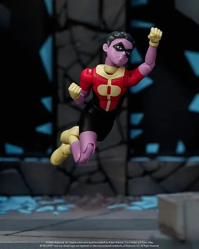 Фигурки Неуязвимый — Invincible With Kid Omni Man & Conquest Limited Action Figure Set