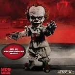 Фигурка Пеннивайза — Mezco Stephen Kings It 2017 Talking Pennywise