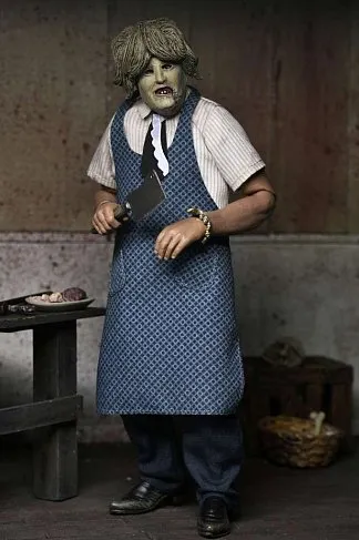 Фигурка Leatherface Old Lady Mask Clothed — Neca Texas Chainsaw Massacre Figure