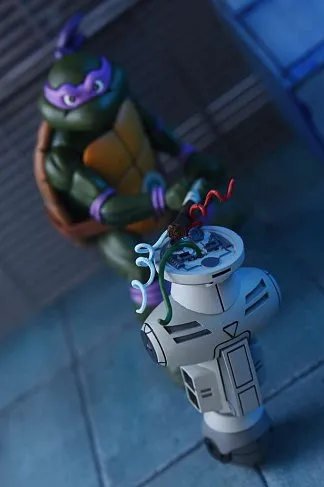 Фигурка Donatello VHS — Neca Teenage Mutant Ninja Turtles Cartoon Ultimate