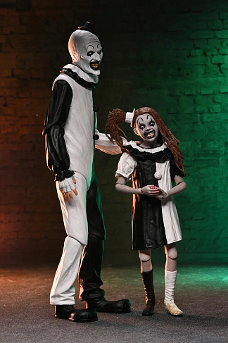 Фигурка Ultimate Art the Clown and Little Pale Girl — Neca Terrifier 2 2-Pack