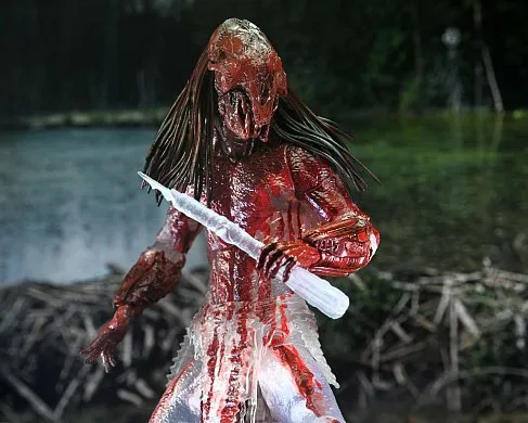 Фигурка Feral Predator Bear Blood — Neca Prey Figure