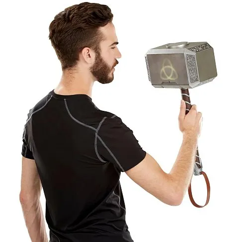 Модель Молот Тора — Hasbro Marvel Legends Mjolnir Hammer Deluxe