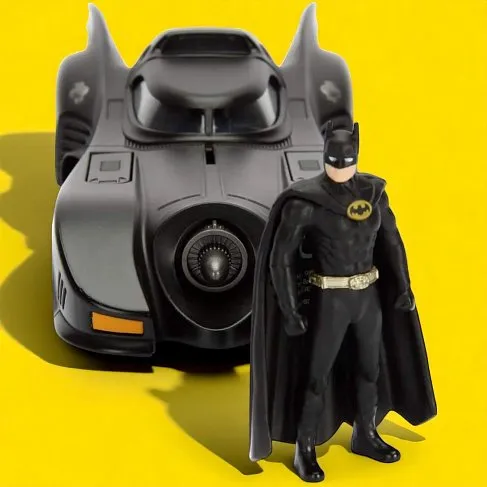 Модель Бэтмобиля — Batmobile 1989 1/24 w Batman Figure