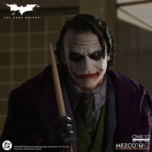 Фигурка Dark Knight Joker — Mezco One 12 Collective