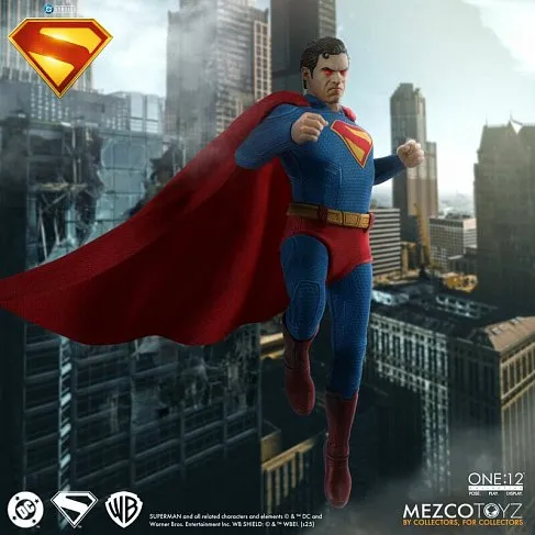 Фигурка Superman 2025 — Mezco One 12 Collective