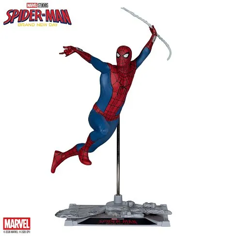 Фигурка Spiderman Brand New Day — McFarlane Toys Marvel Studios Collection 23 cm