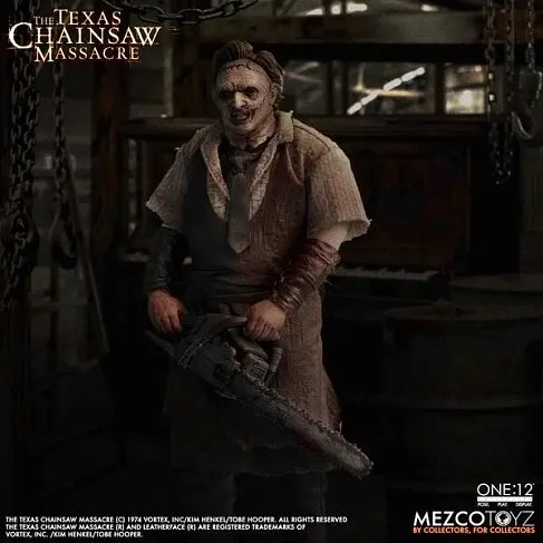 Фигурка Leatherface 2003 — Mezco The Texas Chainsaw Massacre 1/12